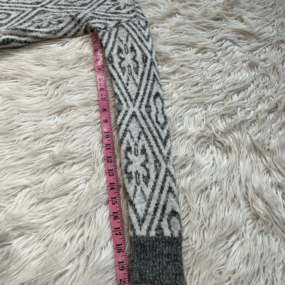 Abercrombie & Fitch Open Shawl Wool Blend Cardigan Sweater Gray Aztec Print